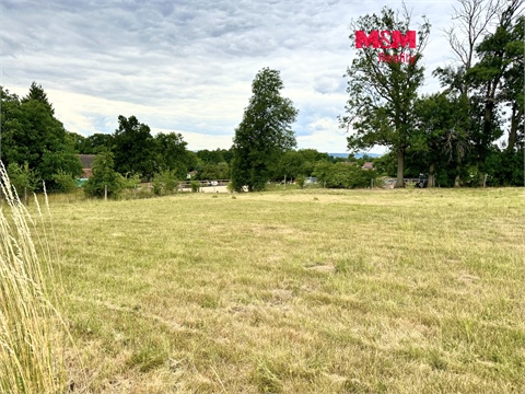 Prodej stavebního pozemku, 1 181 m² 0