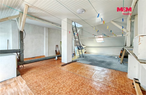 Prodej rodinného domu, 252 m² 22