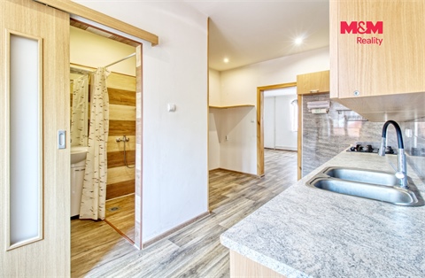 Prodej rodinného domu, 252 m² 6