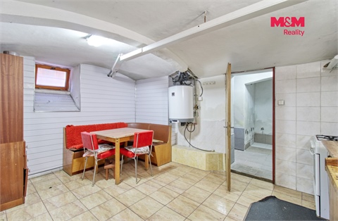 Prodej rodinného domu, 252 m² - 26