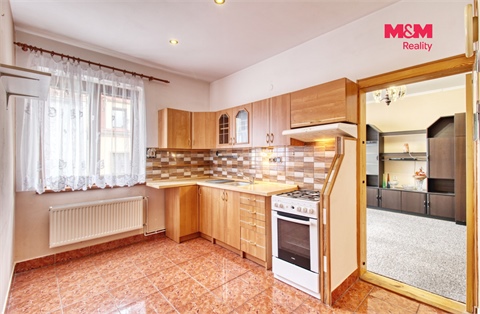 Prodej rodinného domu, 252 m² 14