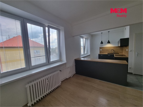 Pronájem bytu 1+1, 38 m² - 2