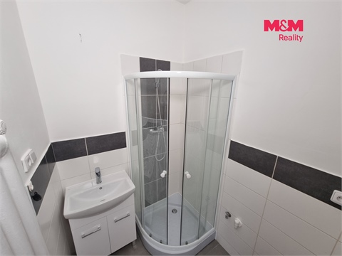 Pronájem bytu 1+1, 38 m² 6