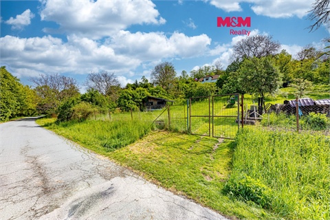 Prodej stavebního pozemku, 991 m² 0
