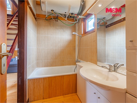 Prodej rodinného domu, 88 m² - 8