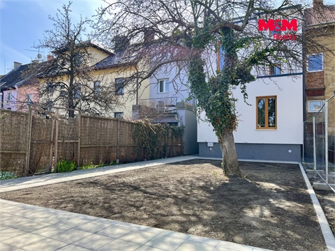 Pronájem bytu 2kk, 60 m² 12