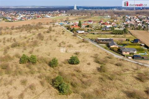 Prodej stavebního pozemku, 911 m² 0