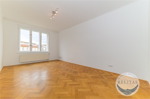 Prodej bytu 1+1, 44 m² 0