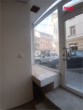 Pronájem obchodních prostor, 60 m² - 0