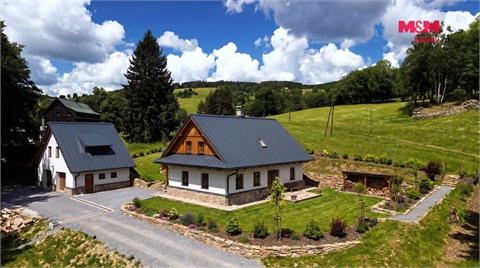 Prodej rodinného domu, 251 m² 10