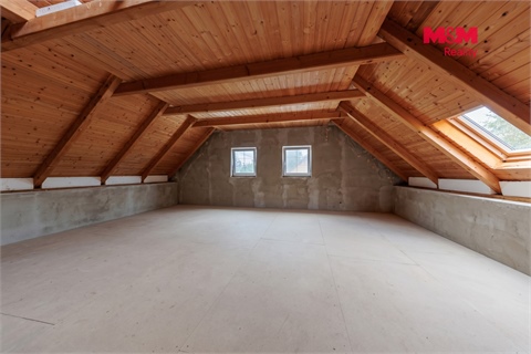 Prodej rodinného domu, 180 m² - 8