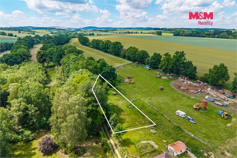 Prodej stavebního pozemku, 1 850 m² 2