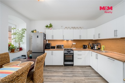 Prodej rodinného domu, 180 m² - 0