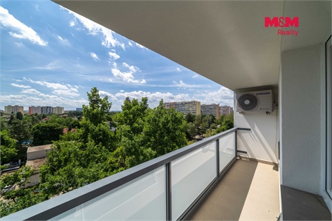 Prodej bytu 3kk, 67 m² 12