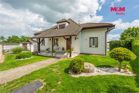 Prodej rodinného domu, 360 m² - 0