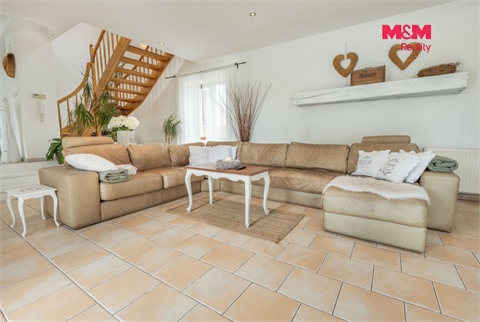 Prodej rodinného domu, 360 m² 6