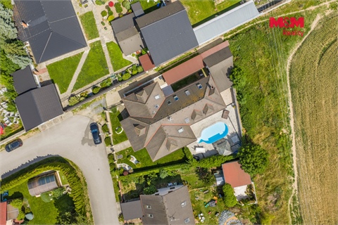 Prodej rodinného domu, 360 m² - 20