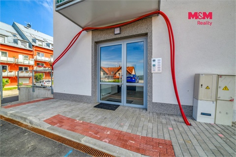 Pronájem bytu 2kk, 53 m² 28