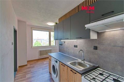 Pronájem bytu 3+1, 76 m² 0