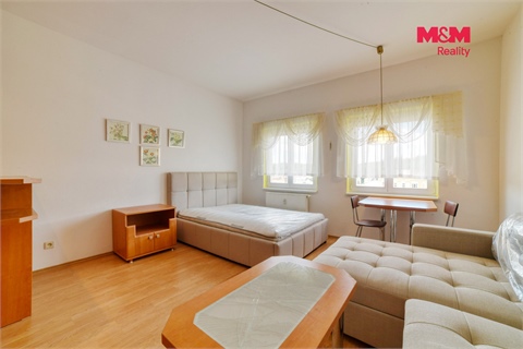 Pronájem bytu 1kk, 32 m² - 0