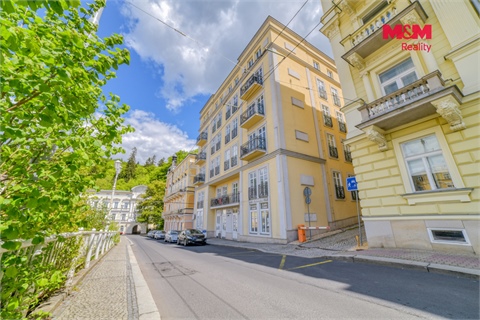 Pronájem bytu 1kk, 32 m² - 18