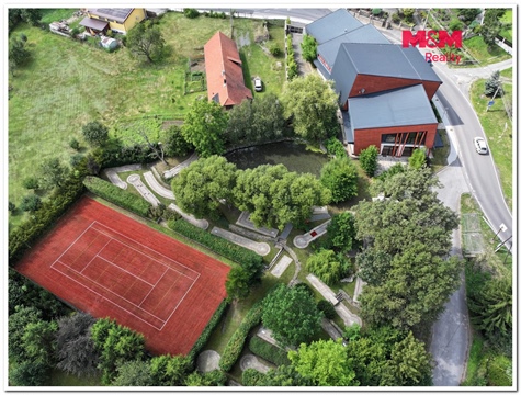 Prodej obchodních prostor, 1 076 m² 2