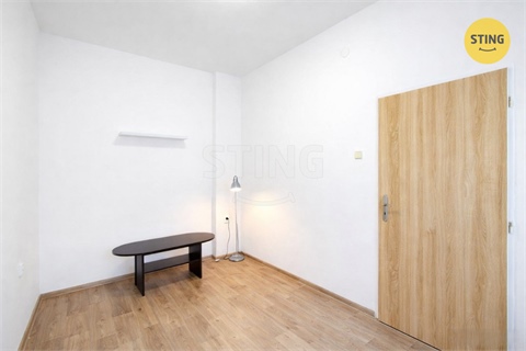 Pronájem bytu 1+1, 22 m² - 4