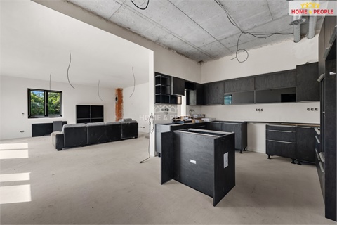 Prodej rodinného domu, 255 m² 24