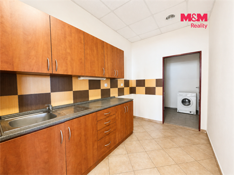 Pronájem kanceláře, 196 m² 12