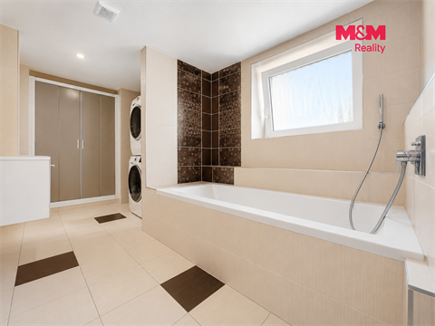 Prodej rodinného domu, 165 m² - 10