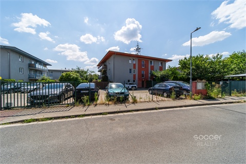 Prodej bytu 3kk, 64 m² 24