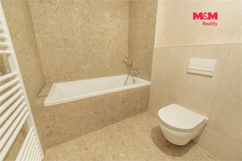 Prodej bytu 2kk, 65 m² - 14