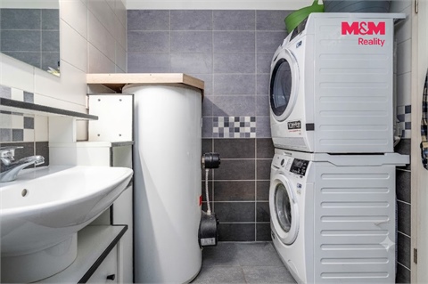 Prodej rodinného domu, 102 m² - 10
