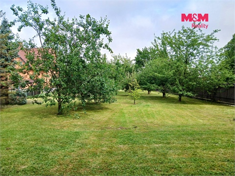 Prodej stavebního pozemku, 1 233 m² 4