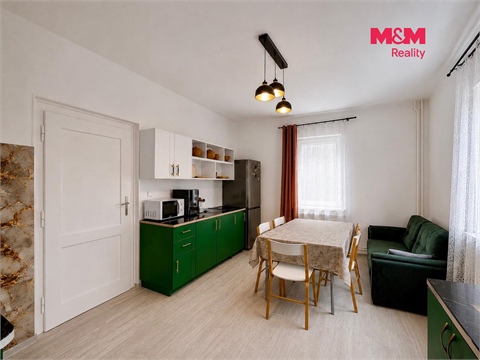 Prodej rodinného domu, 146 m² - 2