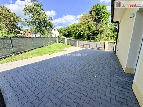 Prodej rodinného domu, 247 m² - 20