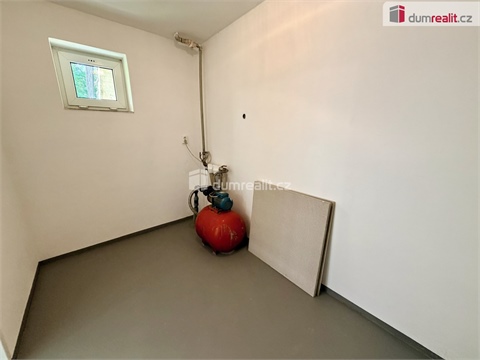 Prodej rodinného domu, 247 m² - 14