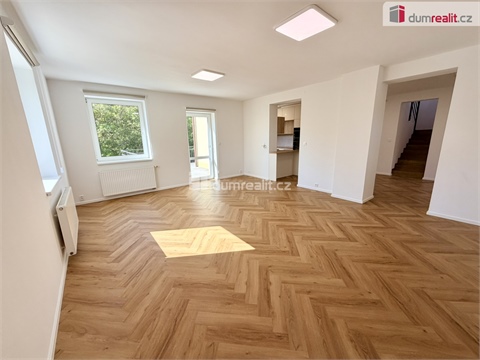 Prodej rodinného domu, 247 m² - 4