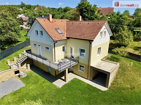 Prodej rodinného domu, 247 m² 0