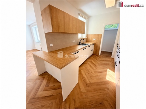 Prodej rodinného domu, 247 m² 4