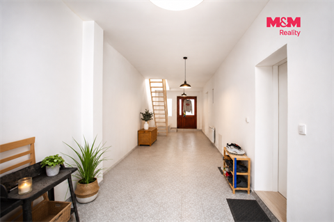 Prodej rodinného domu, 190 m² 6