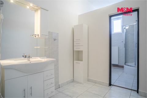 Pronájem obchodních prostor, 1 200 m² 14