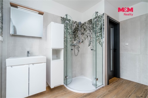 Prodej rodinného domu, 92 m² 16