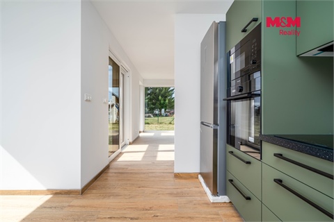 Prodej rodinného domu, 92 m² 22