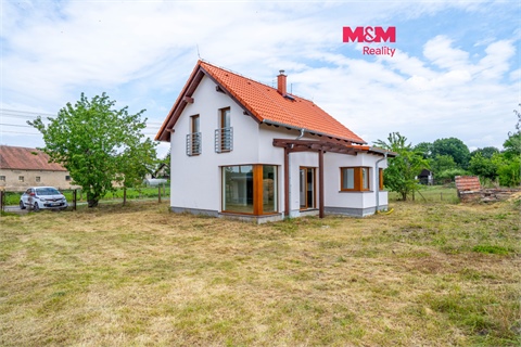 Prodej rodinného domu, 92 m² 0