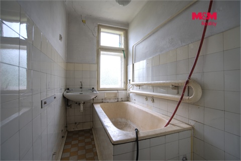 Prodej rodinného domu, 273 m² 24