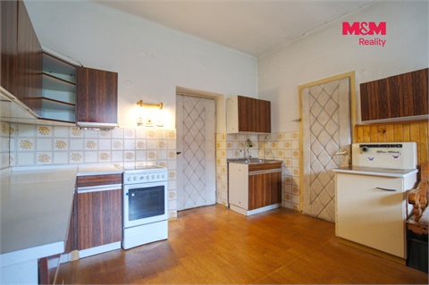 Prodej rodinného domu, 273 m² 8