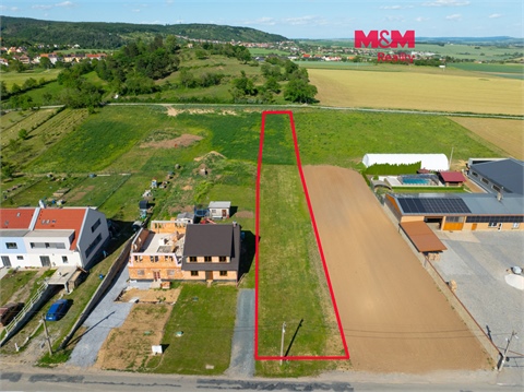 Prodej stavebního pozemku, 2 000 m² 0