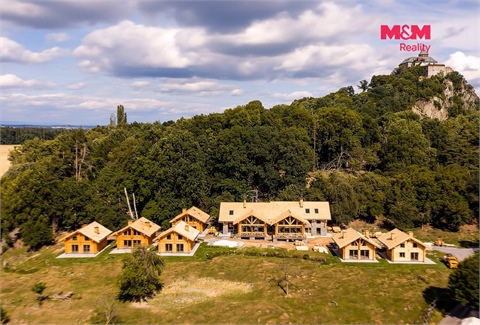 Prodej pozemku pro komerční výstavbu, 27 256 m² 2