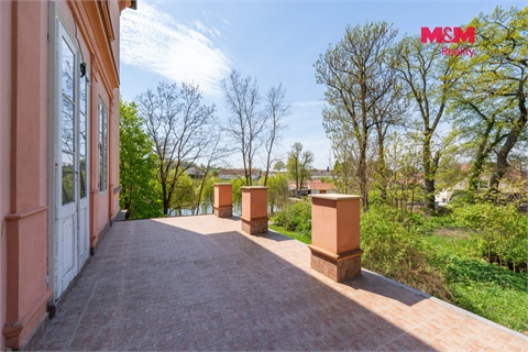 Prodej komerčního objektu, 963 m² - 12